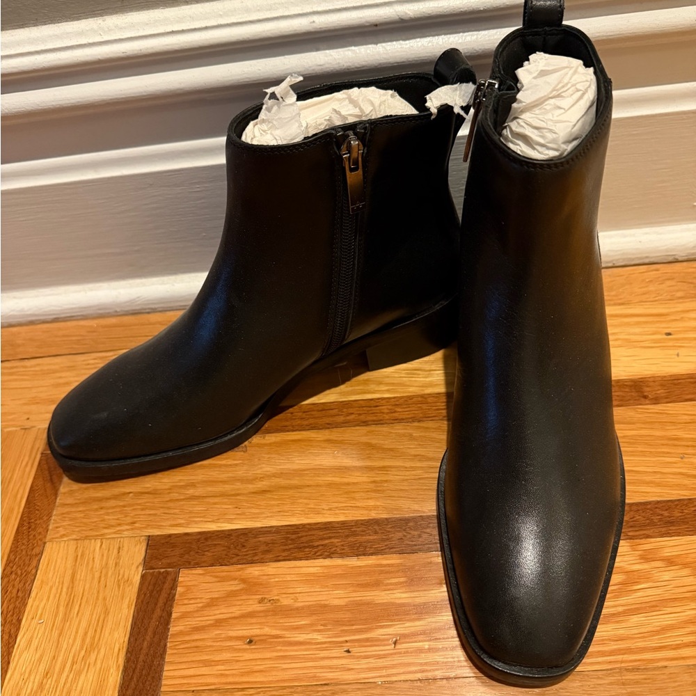Aquatalia Black Ankle Booties with Sleek Design
